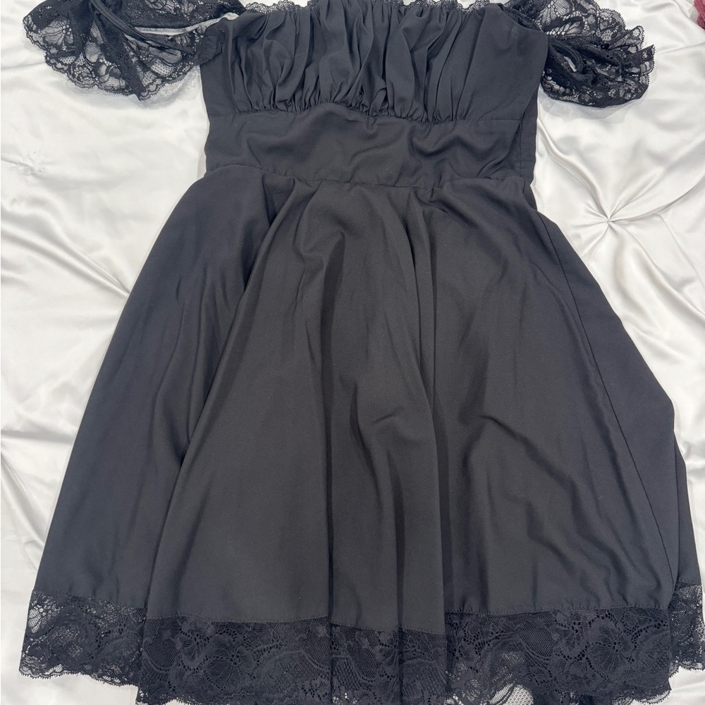 Elegant Black Off-Shoulder Dress with Lace